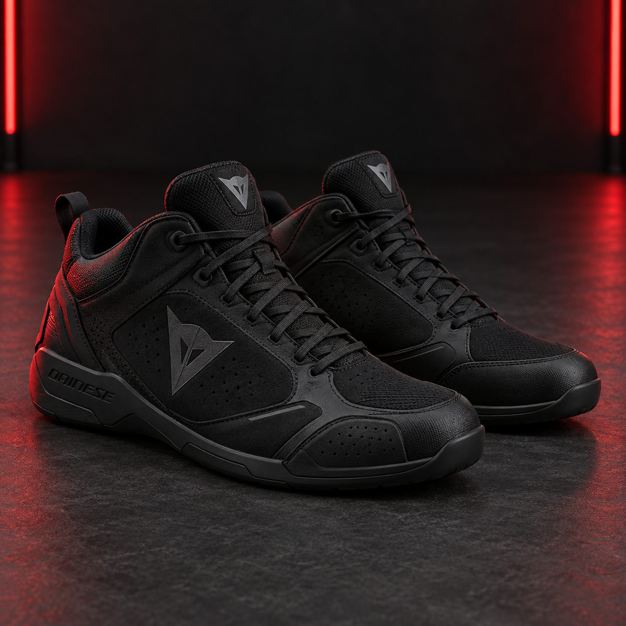 Illustration de Sneakers Dainese